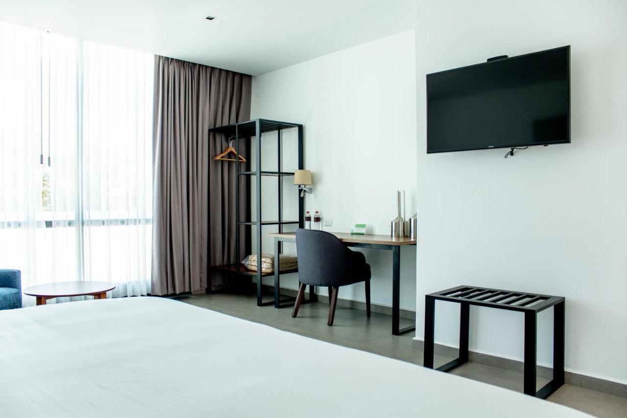 Hotel Mina Real 마테우알라 외부 사진